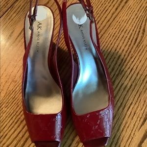 Anne Klein red wedge shoes in size 9